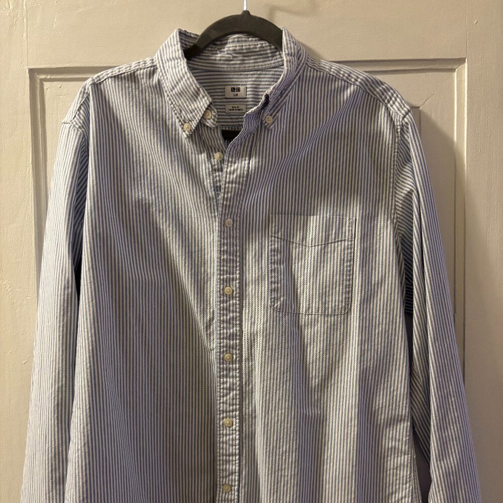 Uniqlo Blue & White Pinstripe Button-Up Shirt - Like New